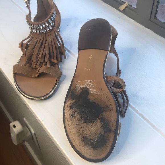 Jessica Simpson brown Fringe sandals - so cute! - Picture 3 of 3